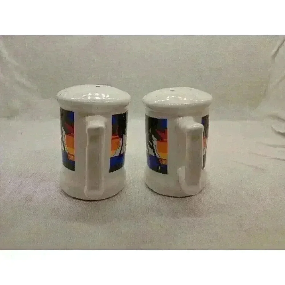 California Coast souvenir salt and pepper shakers Vintage Collectable Home Decor